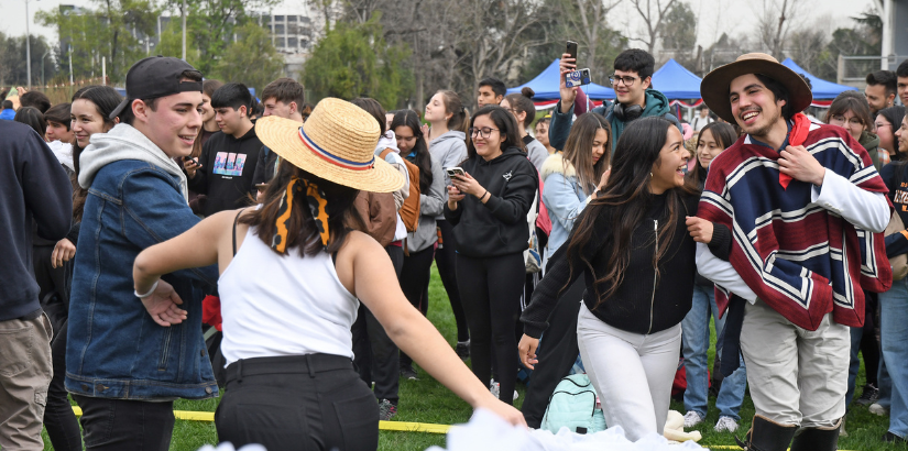 Durante septiembre ¡La chilenidad se vive en la UC!  